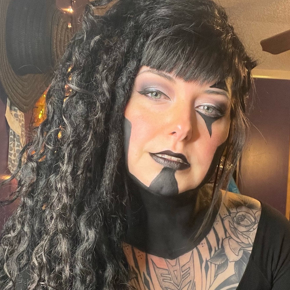 Meet your Posher, Rose